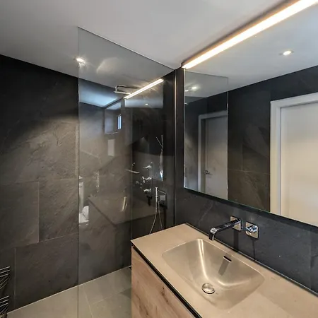 Apartamento The Penthouse Zell *